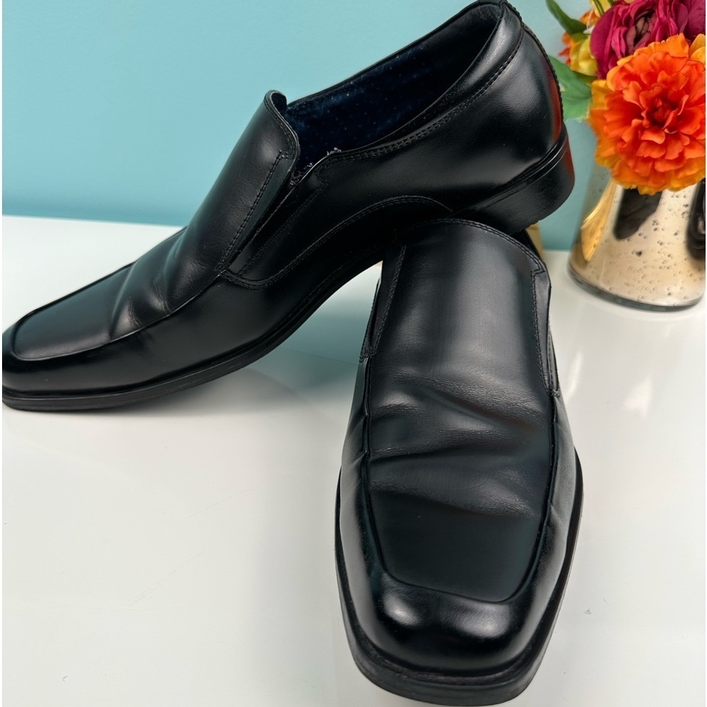 Steven Maden mens Black slip on shoes size 11 excellent condition
